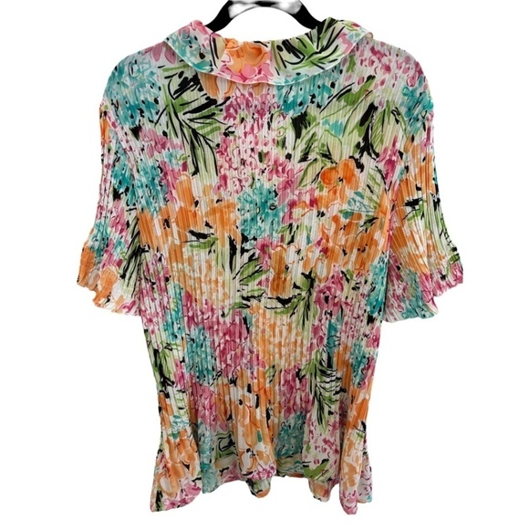Sunny Taylor Plus Size Floral Pleated Short Sleeve Ruffle V-Neck Top Size 2X - Picture 2 of 5